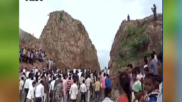52 किलोमीटर का दुर्गम सफर