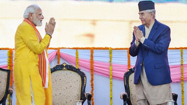 देऊबा-प्रचंड का अजीब गठबंधन