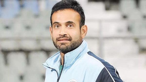 Shoaib Akhtar vs Irfan Pathan Shoaib Akhtar vs Irfan Pathan