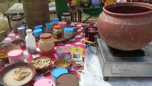 चाय में केसर के साथ-साथ जड़ी बूटी का इस्तेमाल