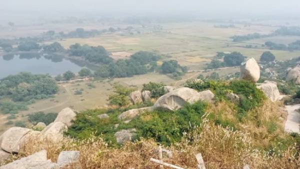 मंदिर को पर्यटक स्थल बनाने की कोशिश