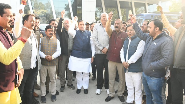 शिवराज के मंत्री बोले, कांग्रेस ने सांस्कृतिक वैभव नष्ट किया शिवराज के मंत्री बोले, कांग्रेस ने सांस्कृतिक वैभव नष्ट किया