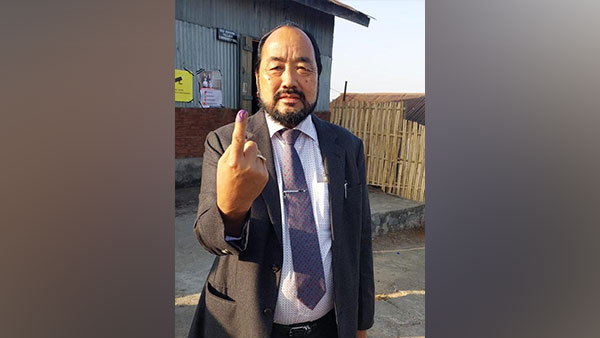 नागालैंड के डिप्टी सीएम ने डाला वोट