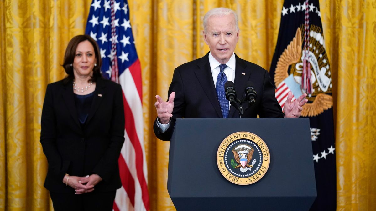 अमेरिका के राष्ट्रपतिउपराष्ट्रपति की कितनी है कमाई? बाइडेनकमला हैरिस