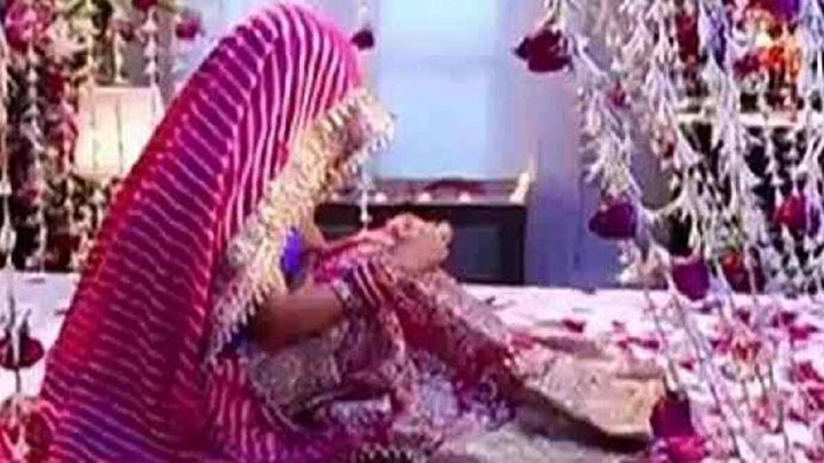 यहां एक ही लड़की बनती है घर के सभी भाइयों की बीवी, ऐसे बांटा जाता है समय |  Single Girl is Married to All Brothers Of the House polyandry, Suhagrat  kaise Manaye -