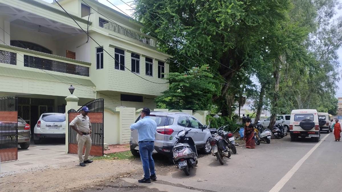 Jabalpur News ऑटो पार्ट्स कारोबारी के घर डकैतीकांड के आरोपियों पर इनाम