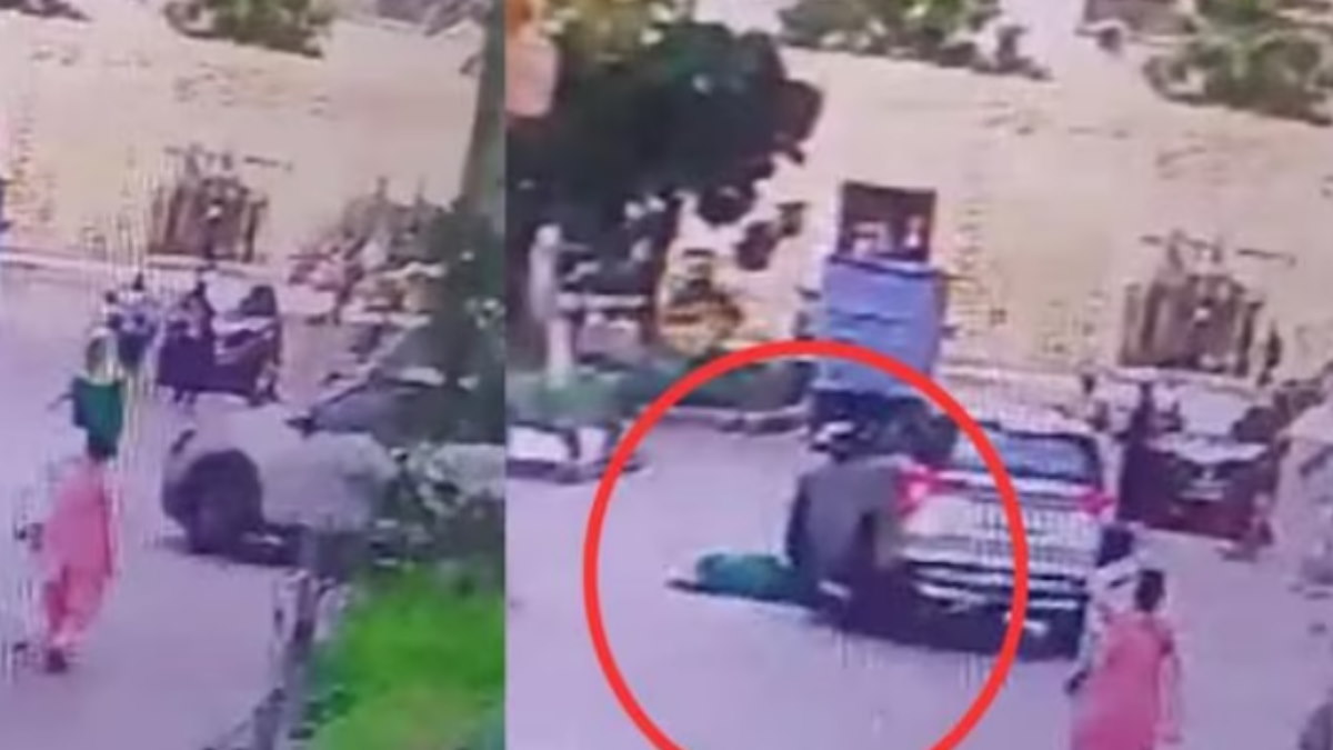 नोएडा में LIVE मौत का खौफनाक वीडियो आया सामने, सड़क पर चल रही महिला को