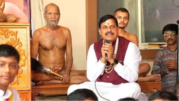 विकास की नई डगर का नाम है मोहन यादव...' CM की तारीफ में जैन संत ने कही बड़ी  बात | Jain Saint Acharya Pragya Sagar Maharaj On CM Dr. Mohan Yadav Ujjain
