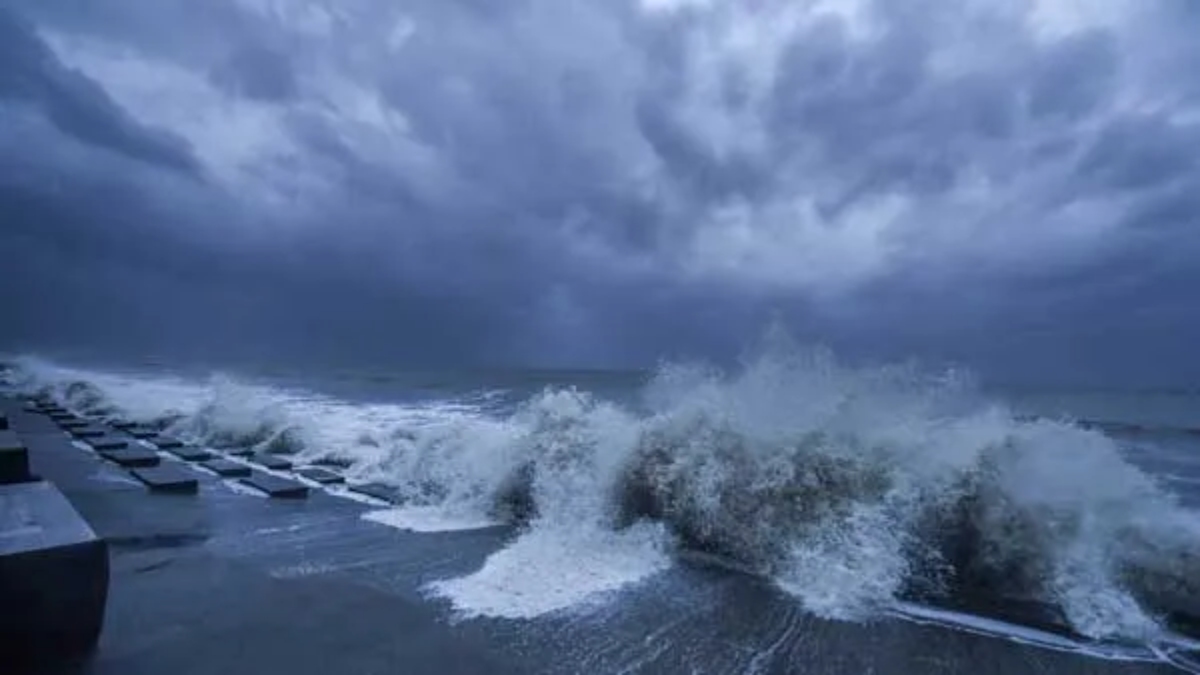 Cyclone Montha: तीन राज्यों पर मंडराया चक्रवात 'मोंथा' का खतरा