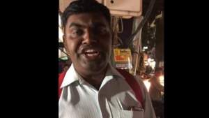 छोटे कपड़े पहनने पर भीड़ के सामने महिला के साथ बदतमीजी