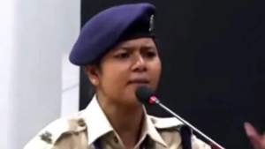 CRPF ने महिला कांस्टेबल के वीडियो पर दी सफाई