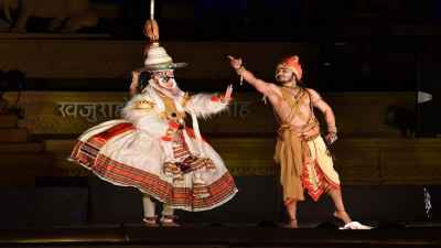 नृत्य-भावों से मंच पर उतरी भगवान विष्णु के दशावतार की लीला नृत्य-भावों से मंच पर उतरी भगवान विष्णु के दशावतार की लीला