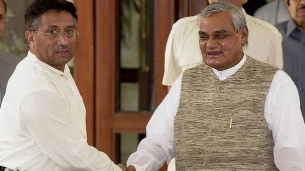 मुशर्रफ़ और वाजपेयी मुशर्रफ़ और वाजपेयी