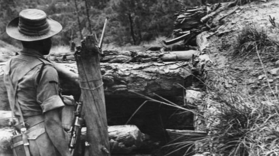 1962 में भारत और चीन के बीच युद्ध के बाद की एक तस्वीर 1962 में भारत और चीन के बीच युद्ध के बाद की एक तस्वीर