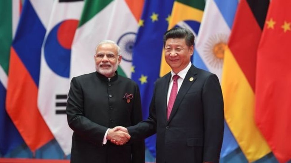 मोदी और जिनपिंग मोदी और जिनपिंग
