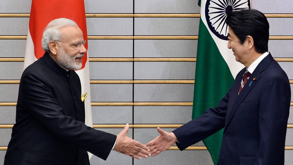 पीएम मोदी और शिंज़ो अबे पीएम मोदी और शिंज़ो अबे