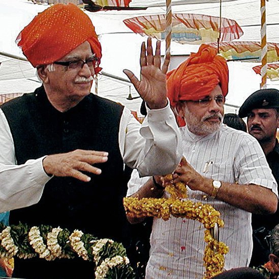 आडवाणी और मोदी आडवाणी और मोदी