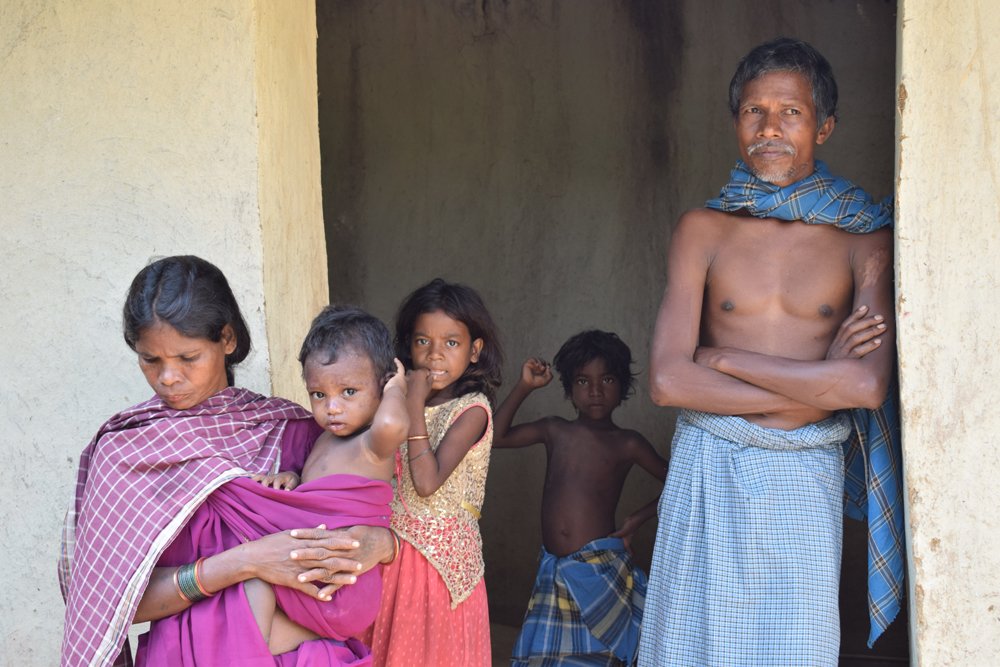 समारू बैगा का परिवार समारू बैगा का परिवार