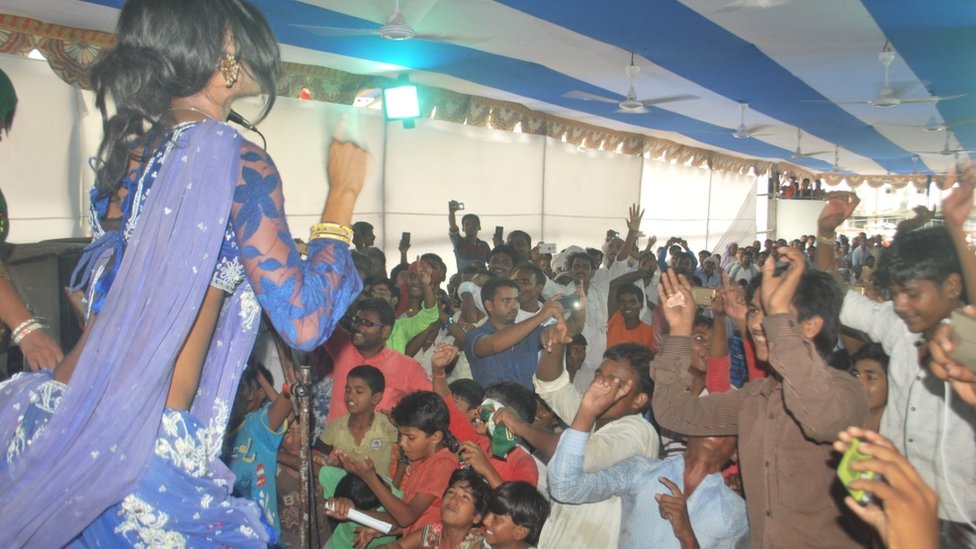 लौंडा नाच लौंडा नाच