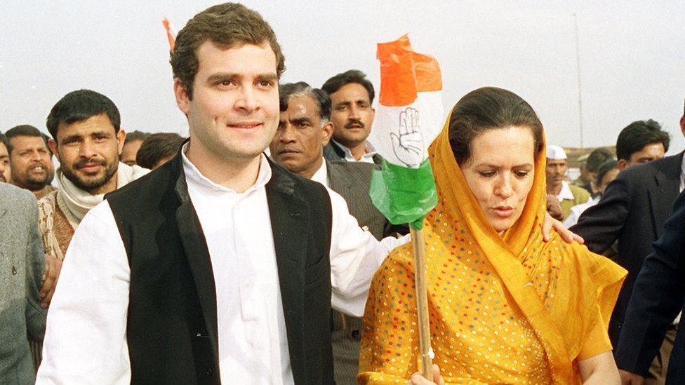 राहुल गांधी, सोनिया गांधी राहुल गांधी, सोनिया गांधी