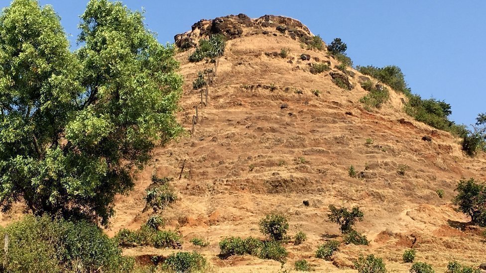 नवागाम की पहाड़ी नवागाम की पहाड़ी