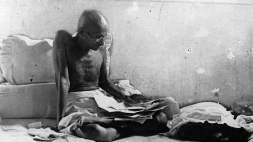 महात्मा गांधी महात्मा गांधी