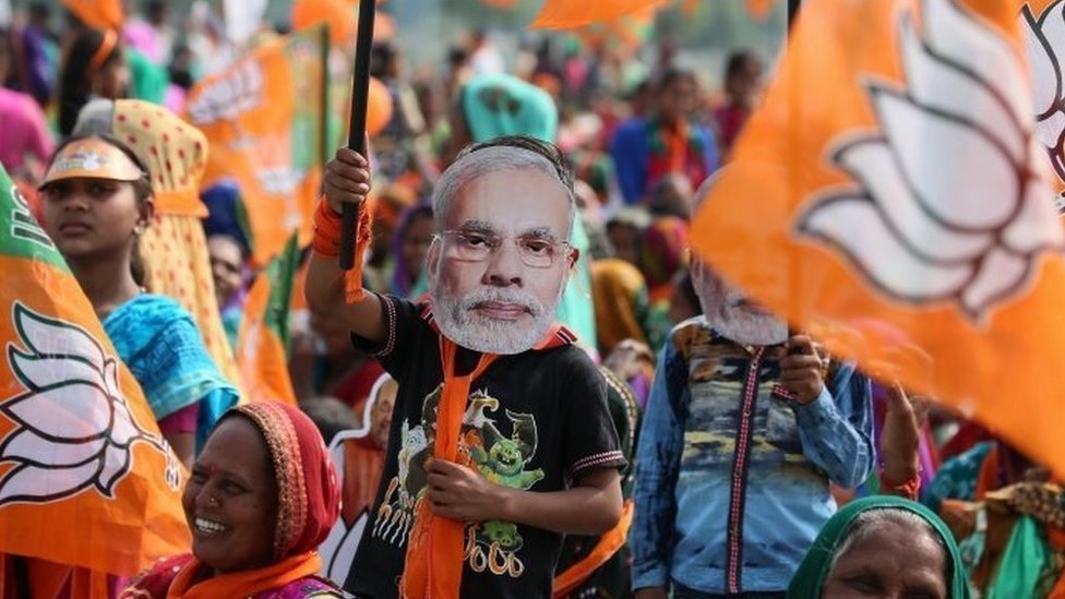 मोदी मोदी