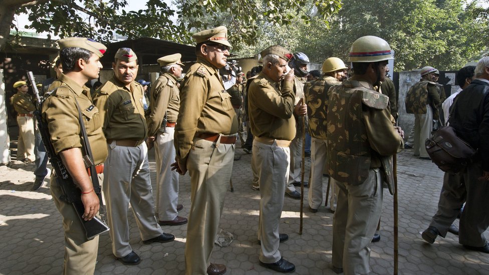 उत्तर प्रदेश पुलिस उत्तर प्रदेश पुलिस