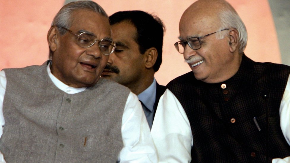 वाजपेयी और आडवाणी वाजपेयी और आडवाणी