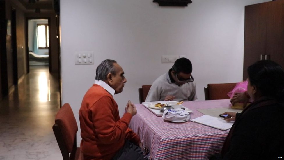 प्रणव लाल, फ़ोटोग्राफ़र, ब्लाइंड फ़ोटोग्राफ़र प्रणव लाल, फ़ोटोग्राफ़र, ब्लाइंड फ़ोटोग्राफ़र