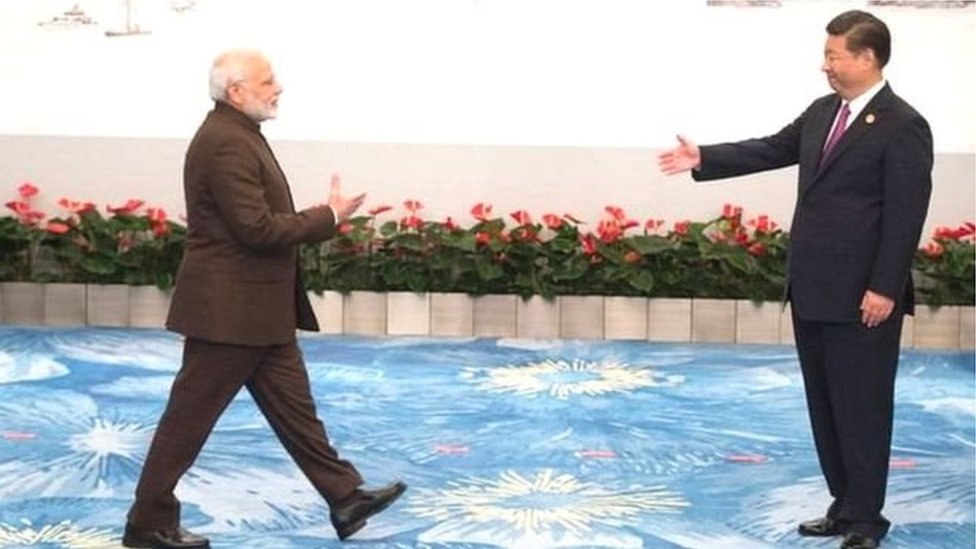 मोदी और जिनपिंग मोदी और जिनपिंग