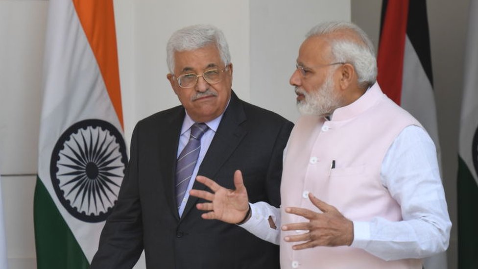 मोदी और महमूद अब्बास मोदी और महमूद अब्बास