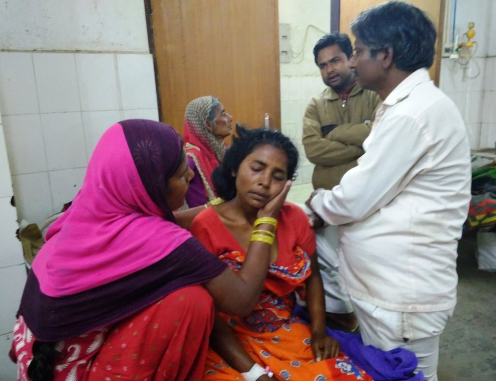 मुज़फ़्फ़रपुर में भाजपा नेता की गाड़ी ने नौ स्कूली छात्रों को रौंदा मुज़फ़्फ़रपुर में भाजपा नेता की गाड़ी ने नौ स्कूली छात्रों को रौंदा