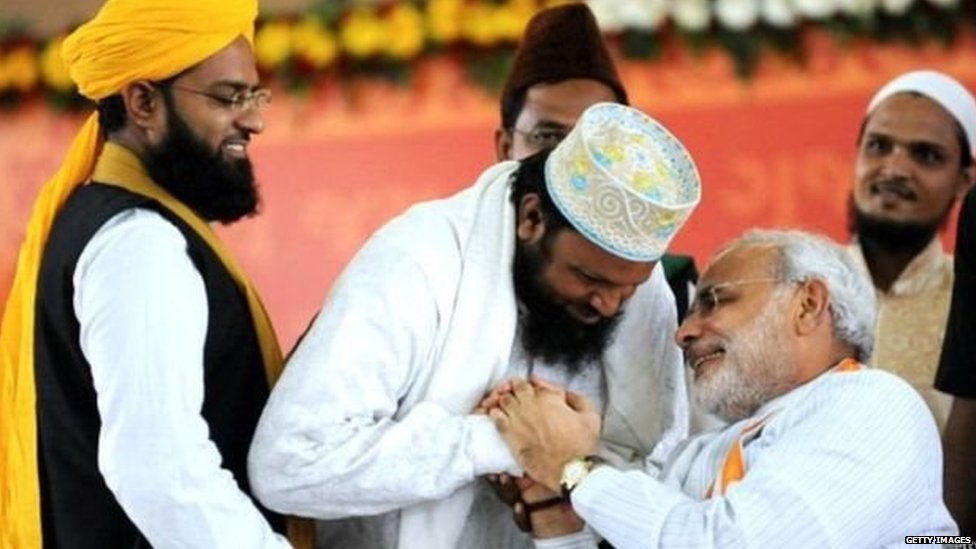 पीएम मोदी पीएम मोदी