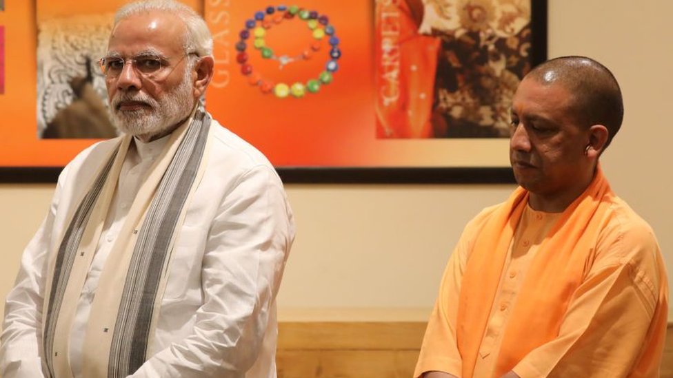 योगी आदित्यनाथ, नरेंद्र मोदी योगी आदित्यनाथ, नरेंद्र मोदी