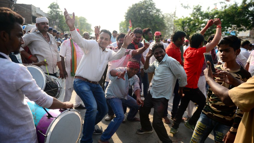 सपा और बसपा सपा और बसपा