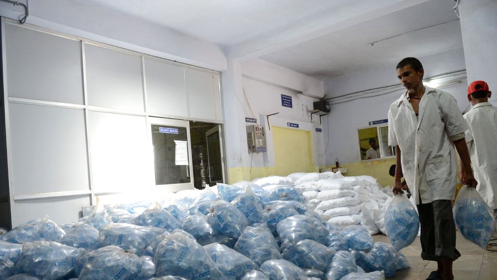प्लास्टिक प्लास्टिक
