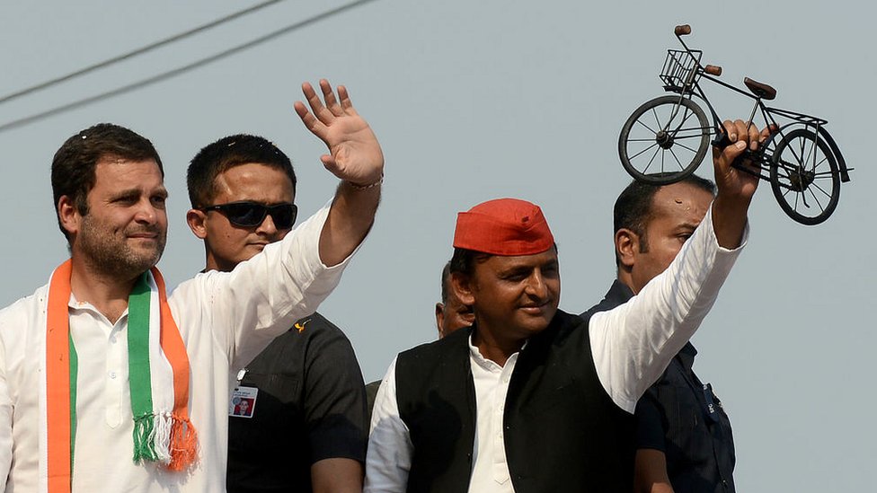 राहुल और अखिलेश राहुल और अखिलेश