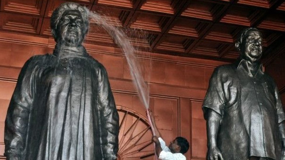 कांशीरामा और मायावती कांशीरामा और मायावती