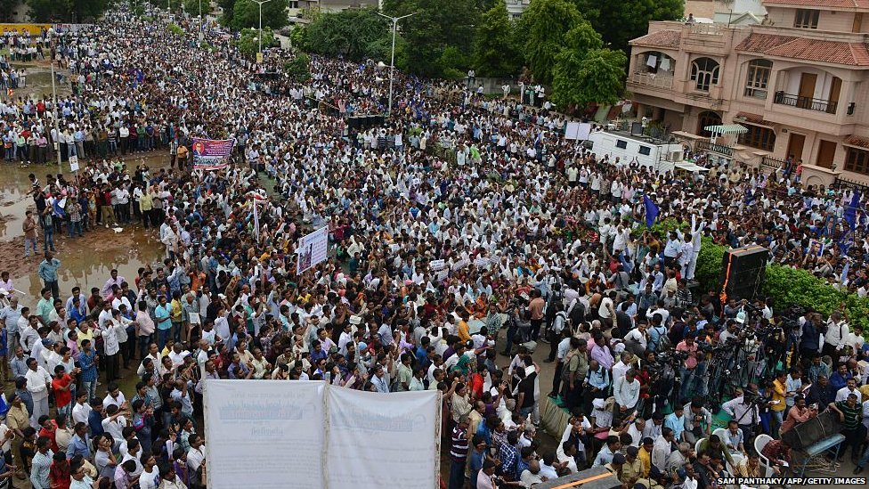 दलितों का प्रदर्शन दलितों का प्रदर्शन