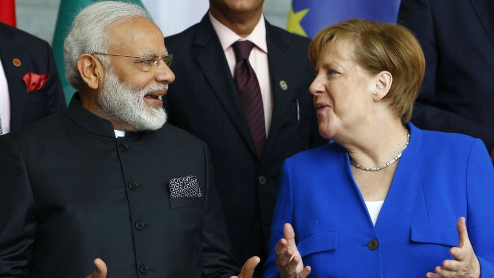 मोदी और मर्केल मोदी और मर्केल