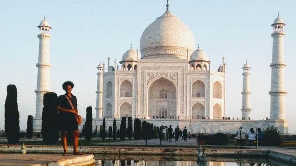 एशली बटरफ़ील्ड एशली बटरफ़ील्ड