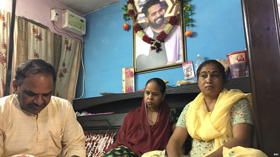 अंकित सक्सेना अंकित सक्सेना