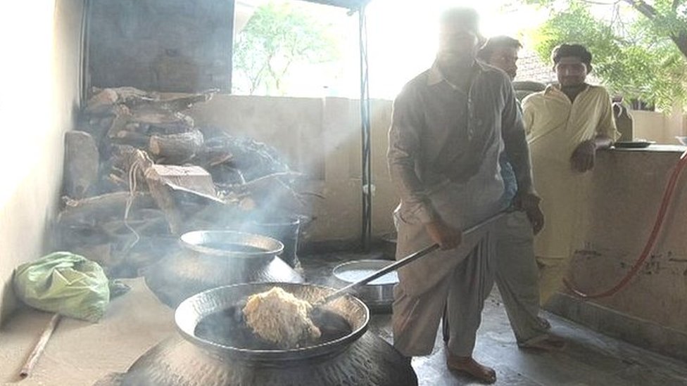 मठ्ठी मठ्ठी