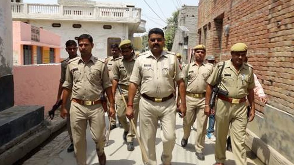 हापुड़ में व्यक्ति की पीट-पीट कर हत्या हापुड़ में व्यक्ति की पीट-पीट कर हत्या