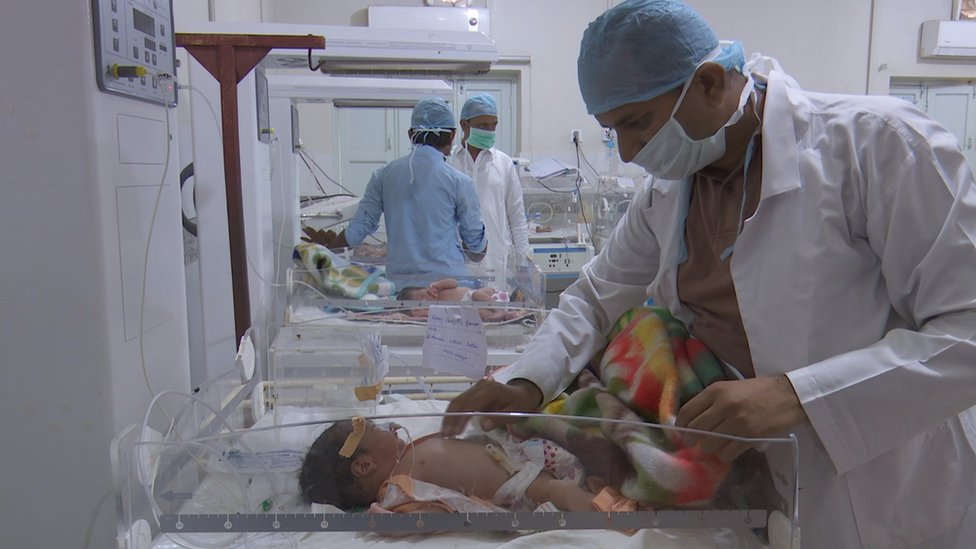 अस्पताल में बच्चे अस्पताल में बच्चे