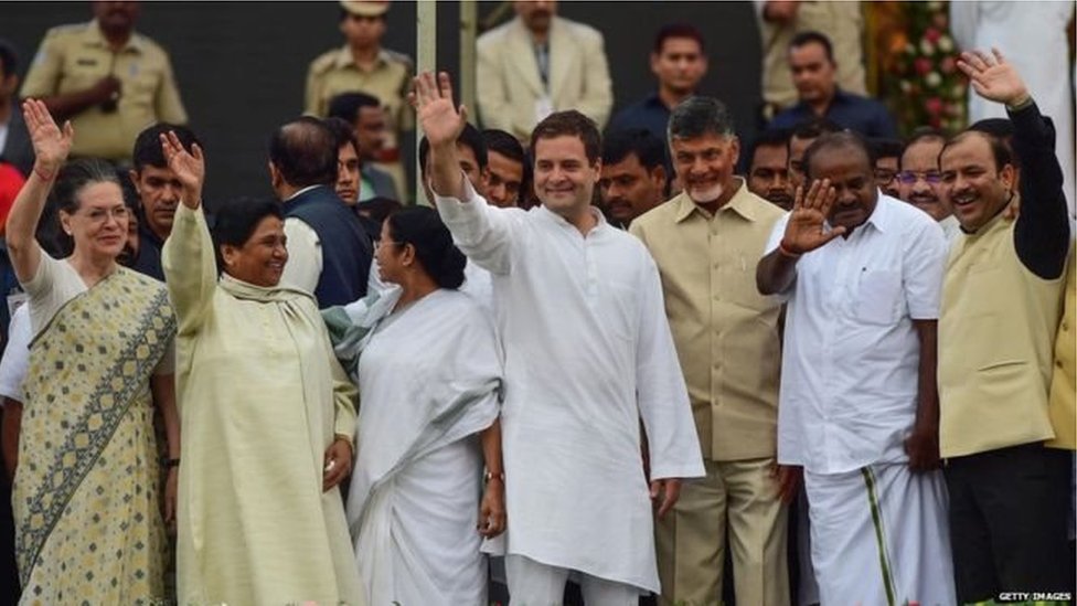 मायावती और सोनिया गांधी मायावती और सोनिया गांधी