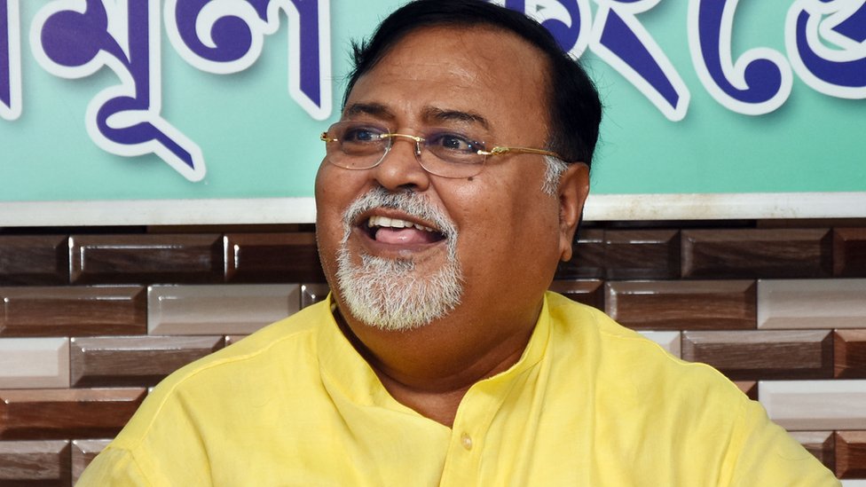 तृणमूल कांग्रेस महासचिव पार्थ चटर्जी तृणमूल कांग्रेस महासचिव पार्थ चटर्जी