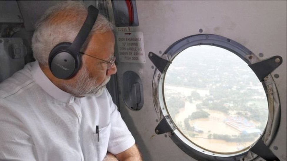 केरल बाढ़ केरल बाढ़