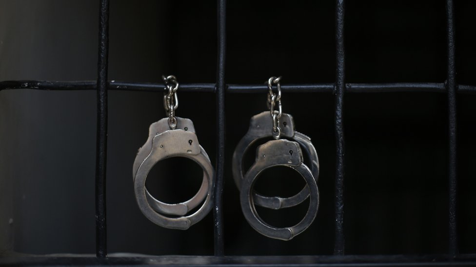 गिरफ्तारी कितने प्रकार की होती है गिरफ्तारी कितने प्रकार की होती है